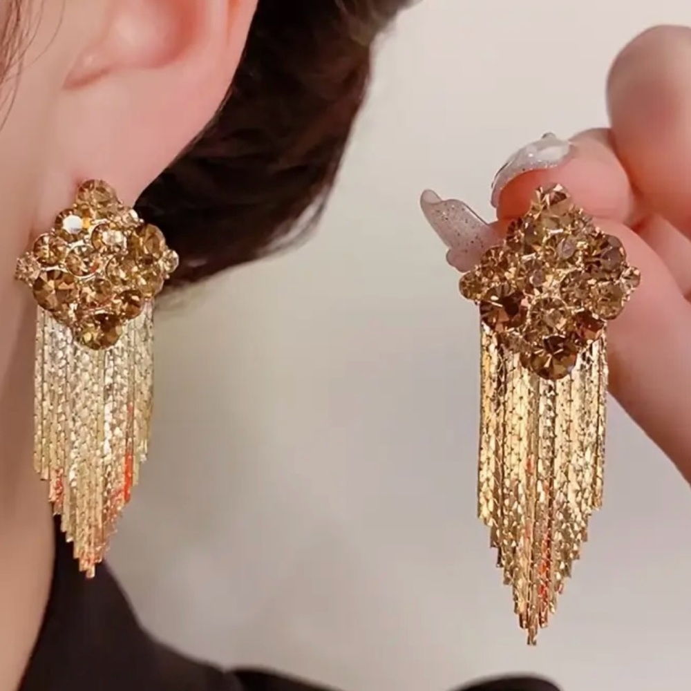 Elegant Gold Tassel Earrings